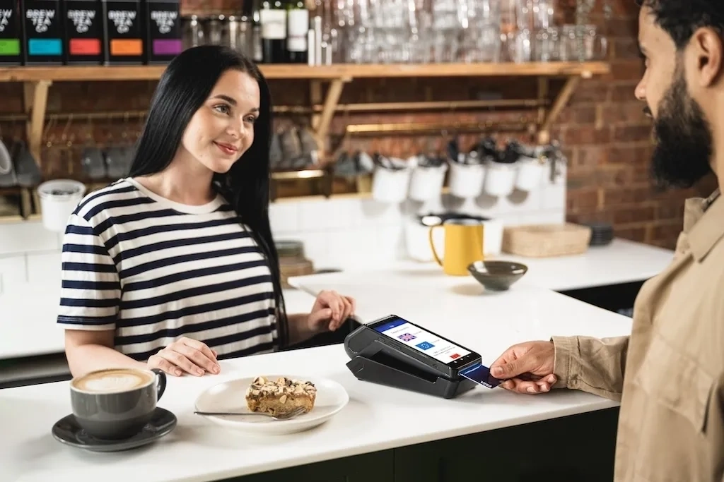 DX8000 card terminal on counter top