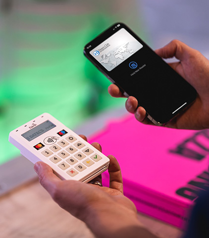 Payment using Elavon mobile card terminal and mobile phone